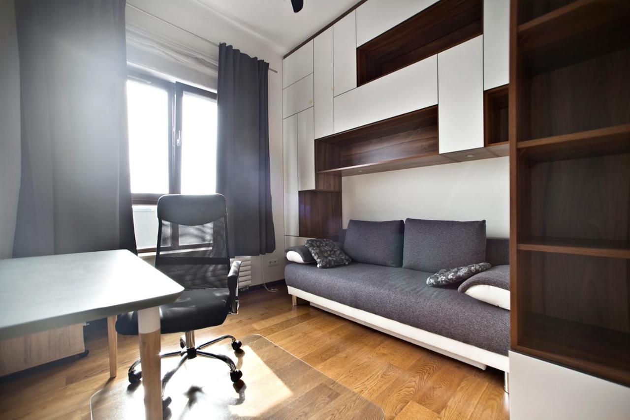 Jana Kazimierza 57 Serviced Apartments Varşova Dış mekan fotoğraf